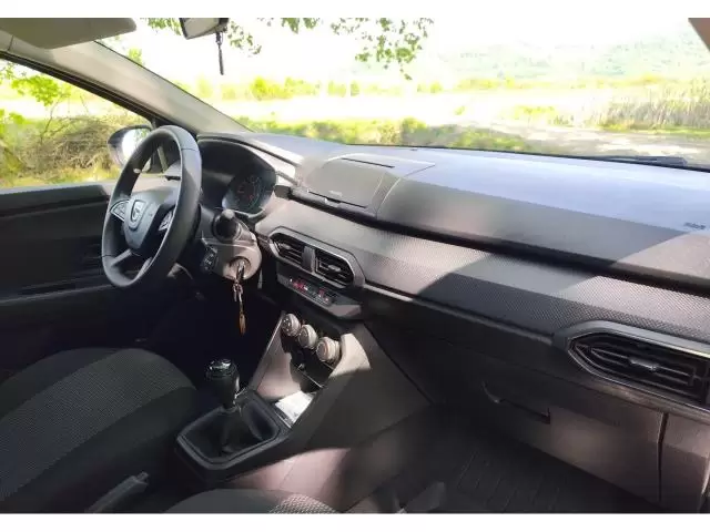 Dacia Logan ECO-G 100 (GPL + Benzina, 100 CP) - Imagine 4/10