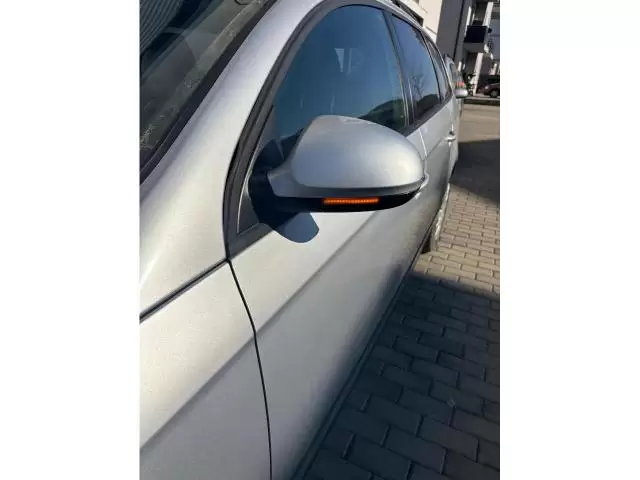 Volkswagen Passat 2010 - Imagine 5/10