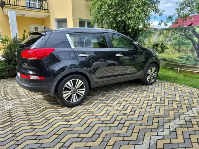 Vând Kia Sportage - Imagine 5/10