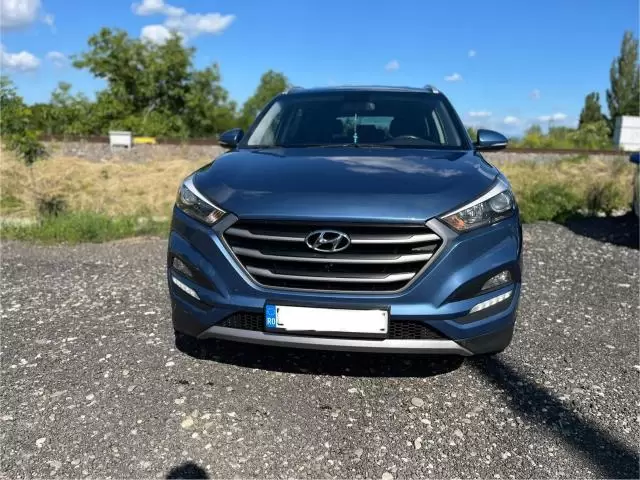Hyundai Tucson benzină, 117.000 km, an 2016, climatronic, pilot automat, faruri Xenon,
