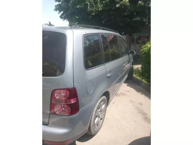Vw Touran benzina motor 1.6 mpi + GPL