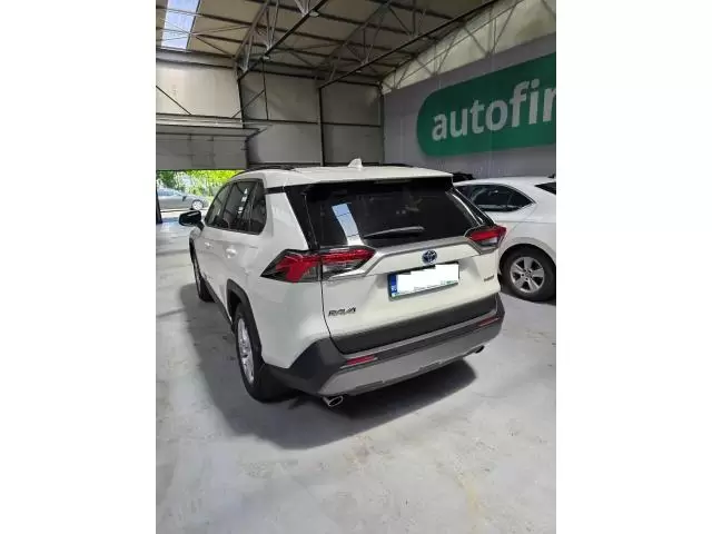 Toyota RAV4 Hybrid (Benzina Electric) | 178cp | Automata | 2x4 - Imagine 3/8