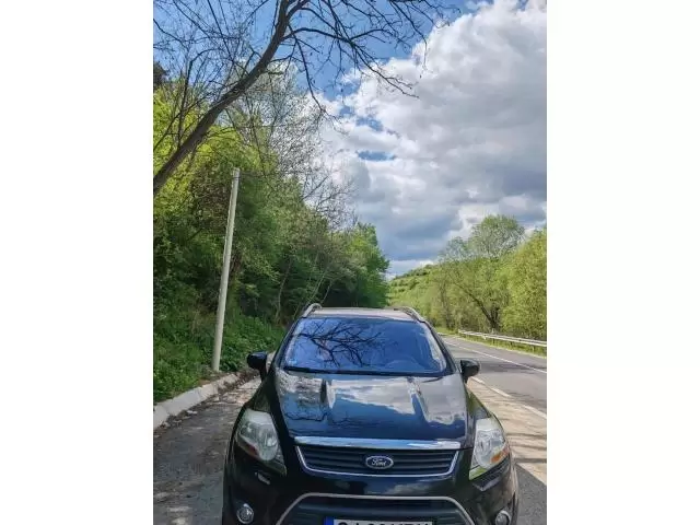 Ford Kuga - Imagine 6/8
