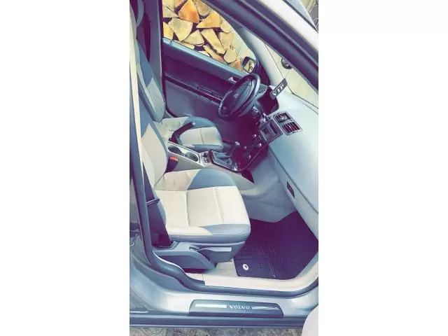VOLVO V50 - Imagine 8/10