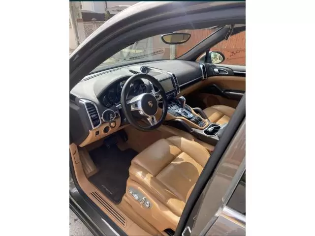 Porche Cayenne (negociabil) - Imagine 5/8