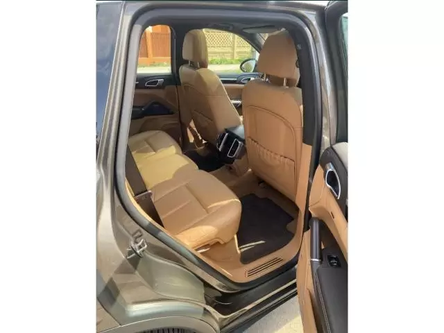 Porche Cayenne (negociabil) - Imagine 8/8