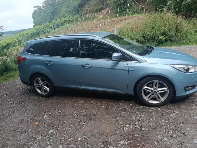 Ford Focus 2.0 tdci - Imagine 6/10