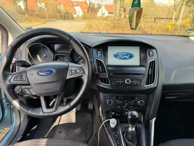 Ford Focus 2.0 tdci - Imagine 7/10